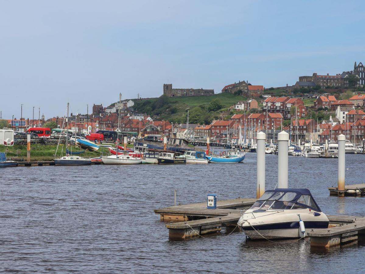 Heron'S Landing Уитби Екстериор снимка